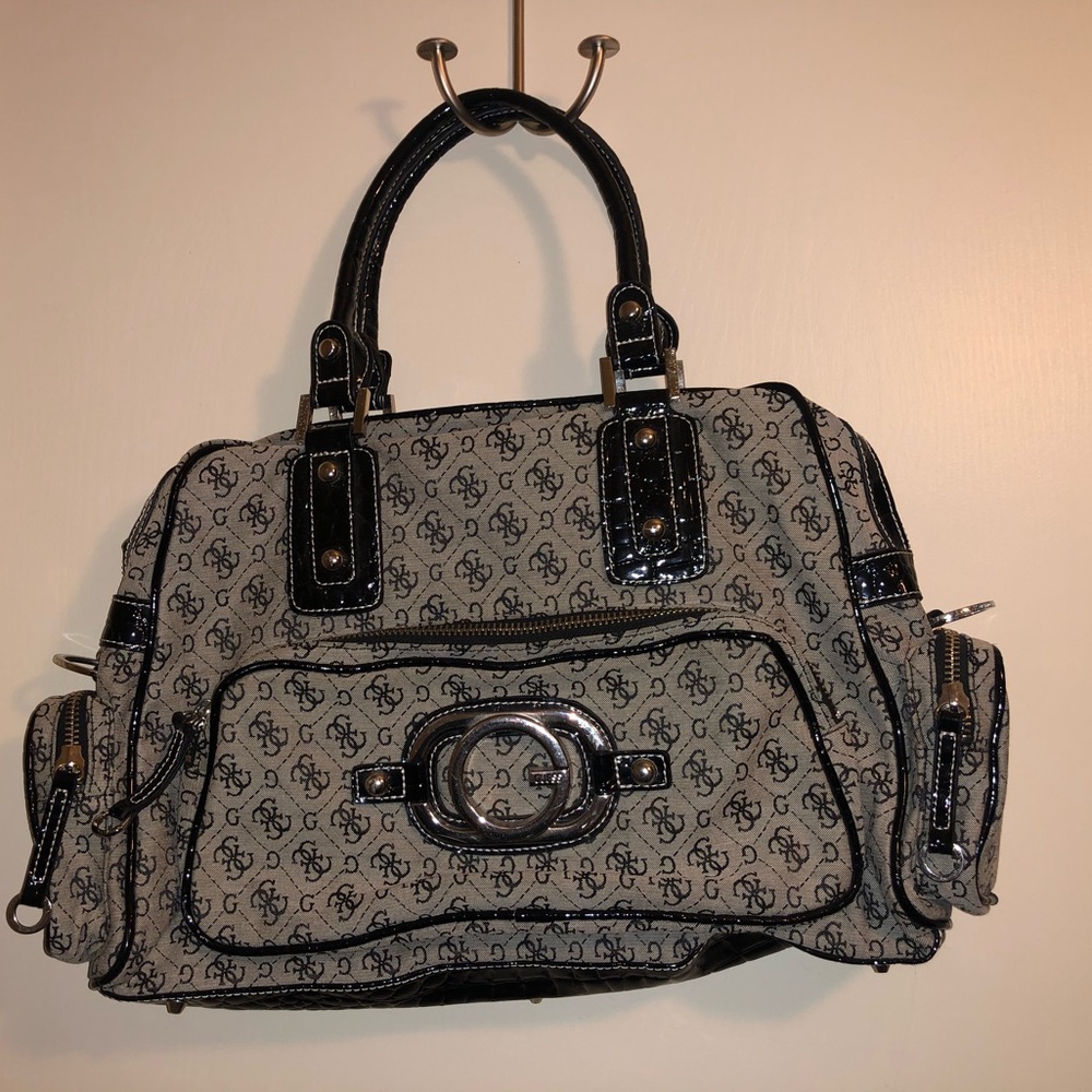GUESS Tote Bag